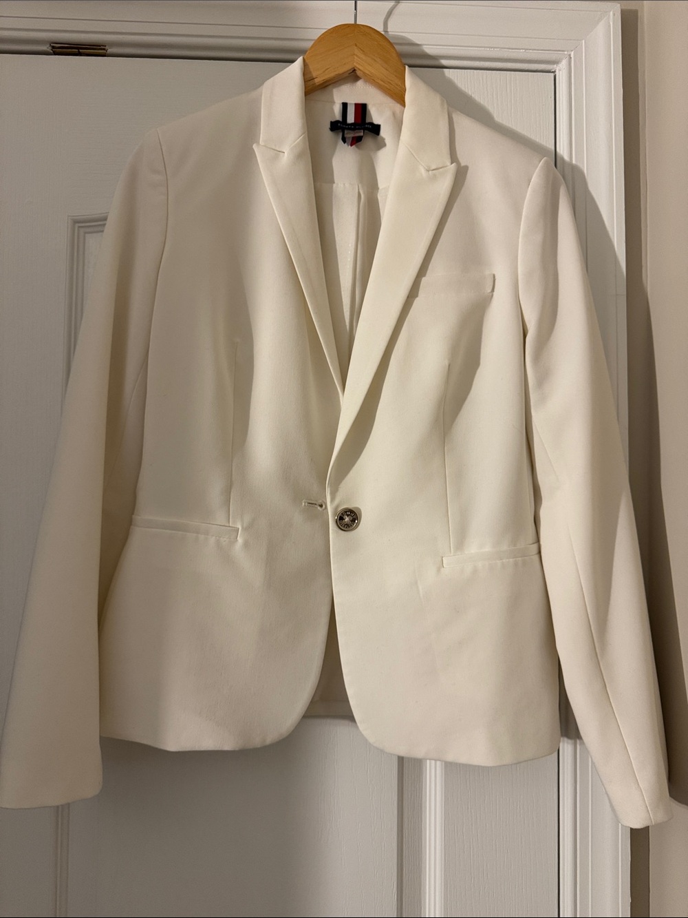 Women's White Single-Button Blazer